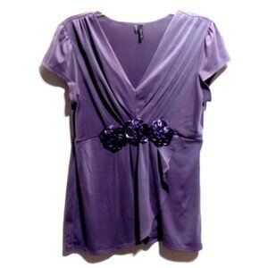 Maurices Women's Purple V-Neck Short Sleeve Top & Floral Attachment – Size: XL